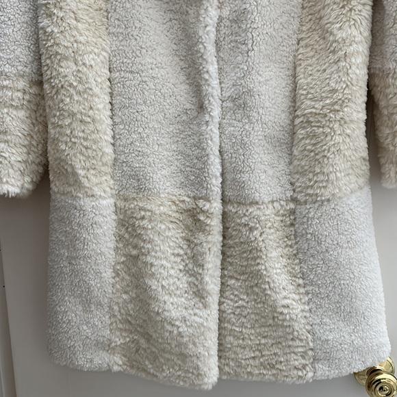 BCBGMaxAzria Coat - Picture 2 of 9